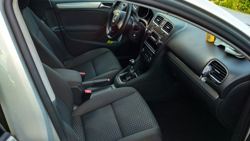 Volkswagen Golf 6 салон