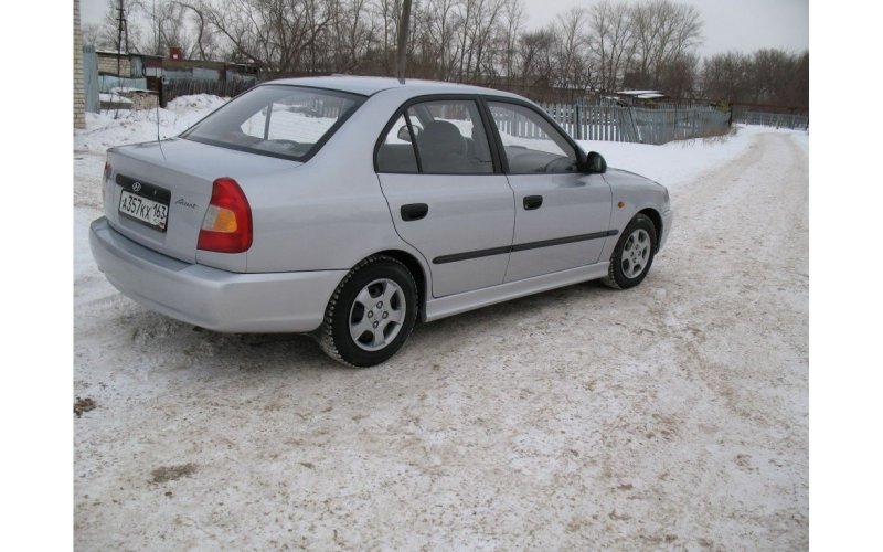 Hyundai Accent пороги