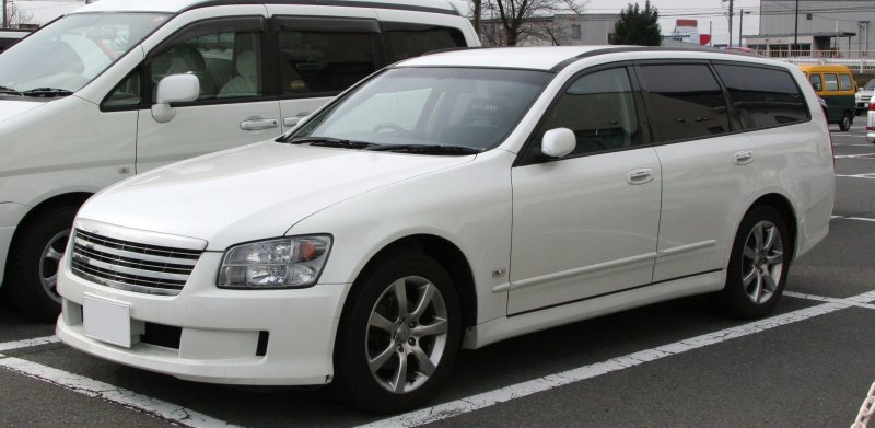 Nissan Stagea универсал