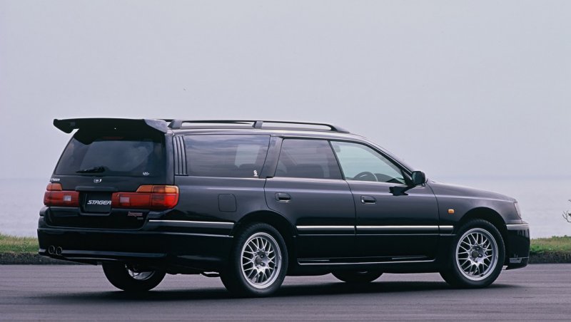 Nissan Stagea 260rs