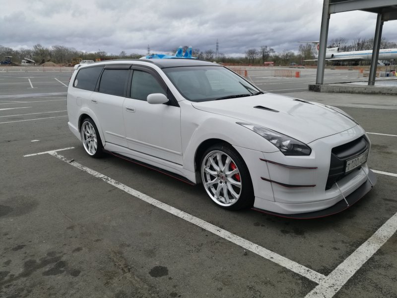 Nissan Stagea 35