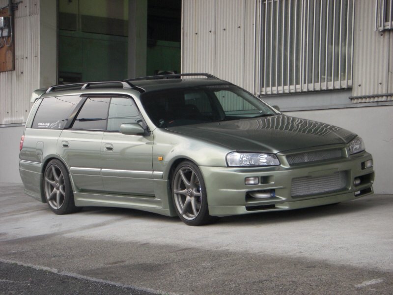 Nissan Stagea 2000