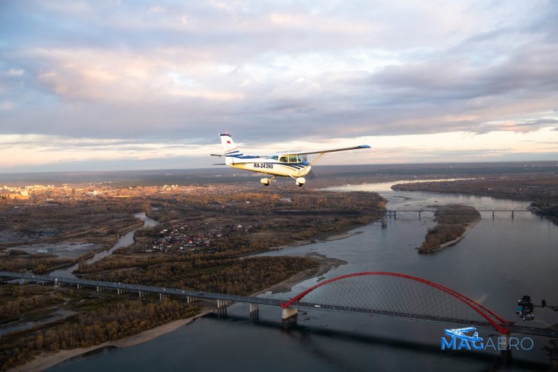 Як 42 КРАСАВИА