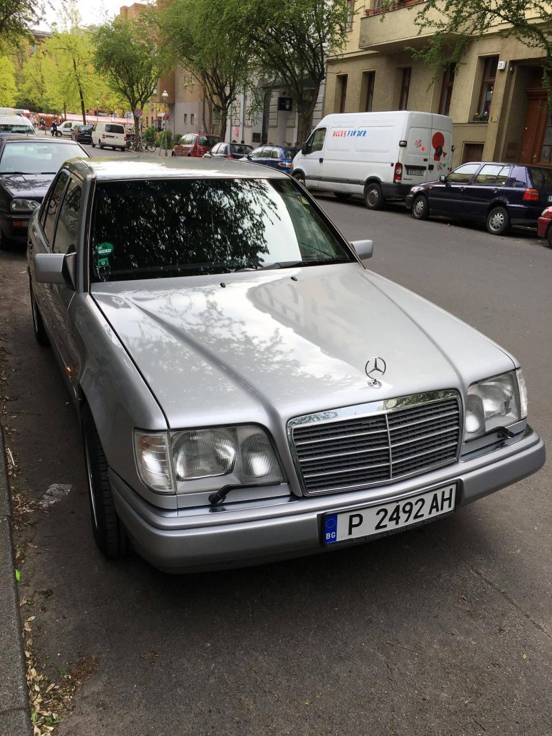 W124 Mercedes на 104