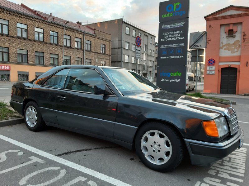 220 1990