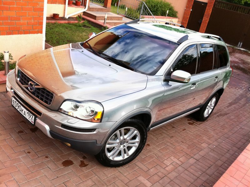 Volvo xc90 оранжевый