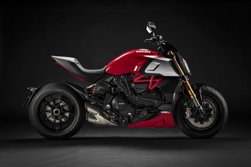 Мотоциклы Ducati Diavel 1260 s