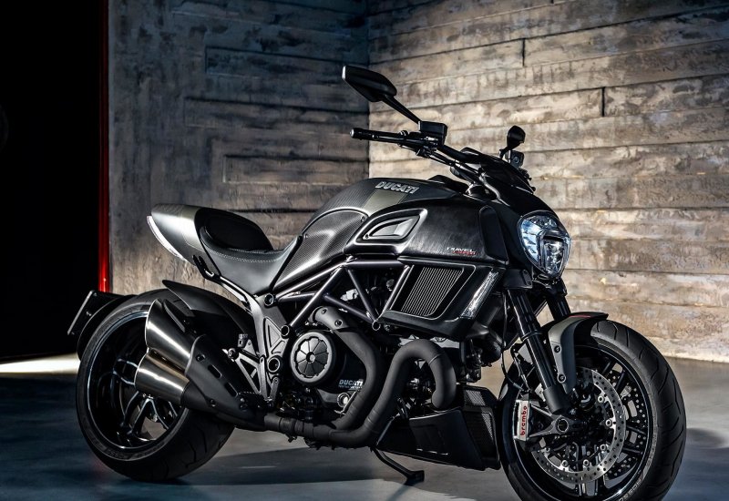 Мотоцикл Ducati Diavel 2020