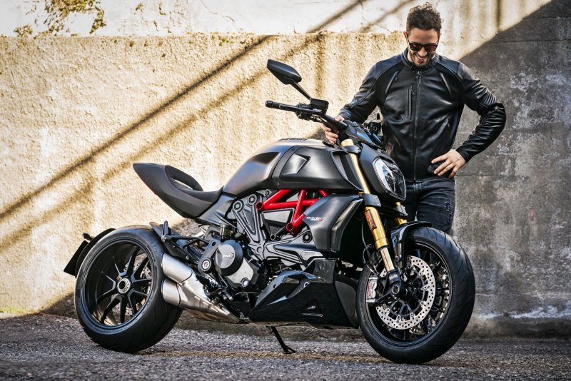Мотоцикл Ducati Diavel 1260
