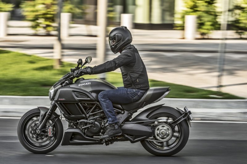 Мотоцикл Ducati Diavel 2020
