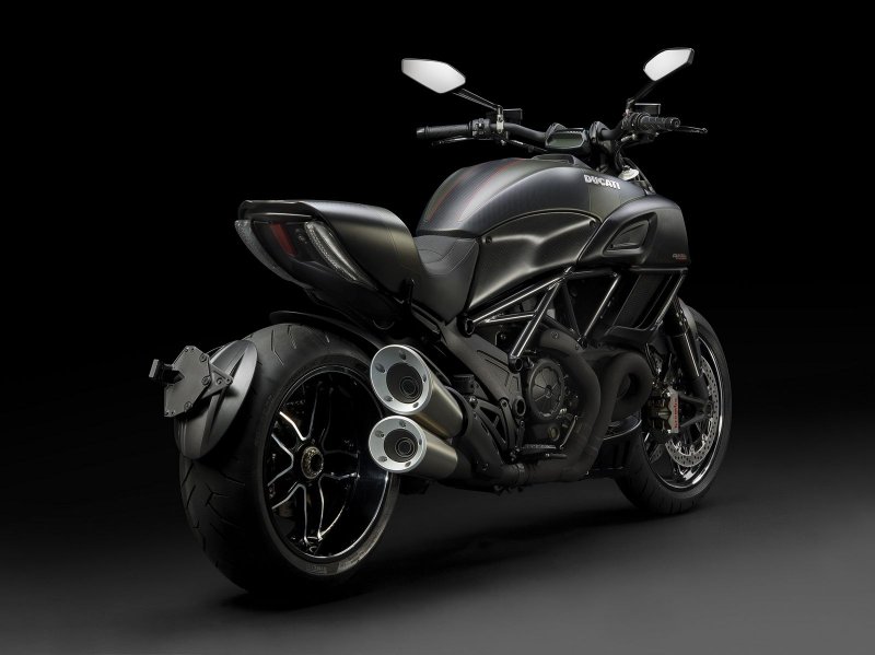 Ducati Diavel Carbon 2018