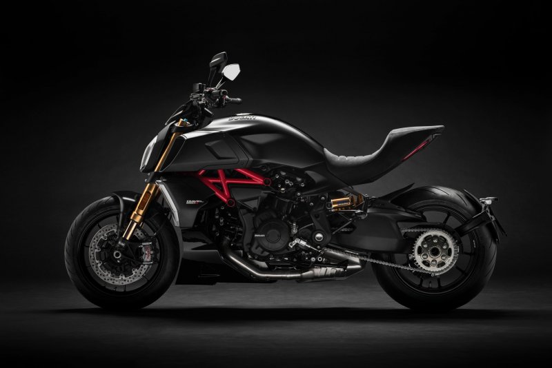 Мотоциклы Ducati Diavel 1260 s