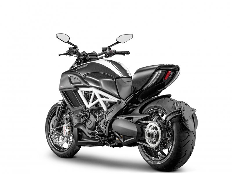 Ducati Diavel Carbon 2014