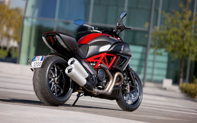 Мотоцикл Ducati Diavel