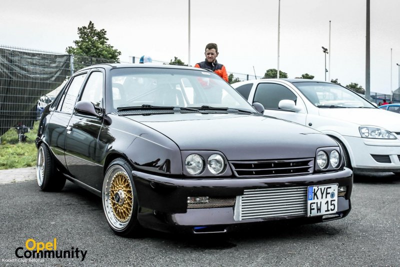 Opel Kadett Tuning фар