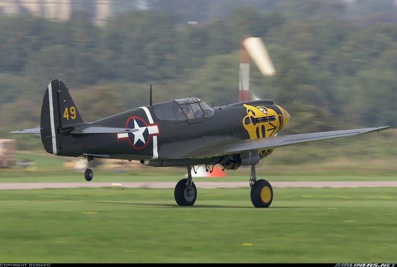 Самолет Curtiss p-40
