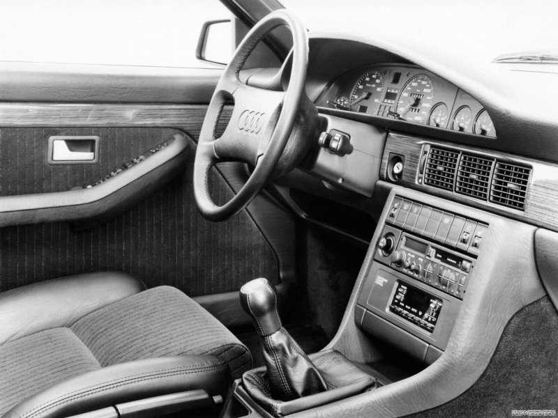 Audi 200 c3 quattro салон