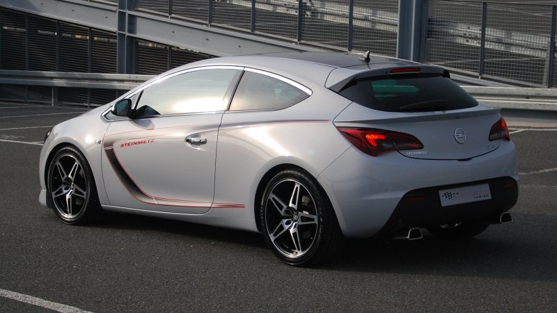 Опель Астра GTC 2020