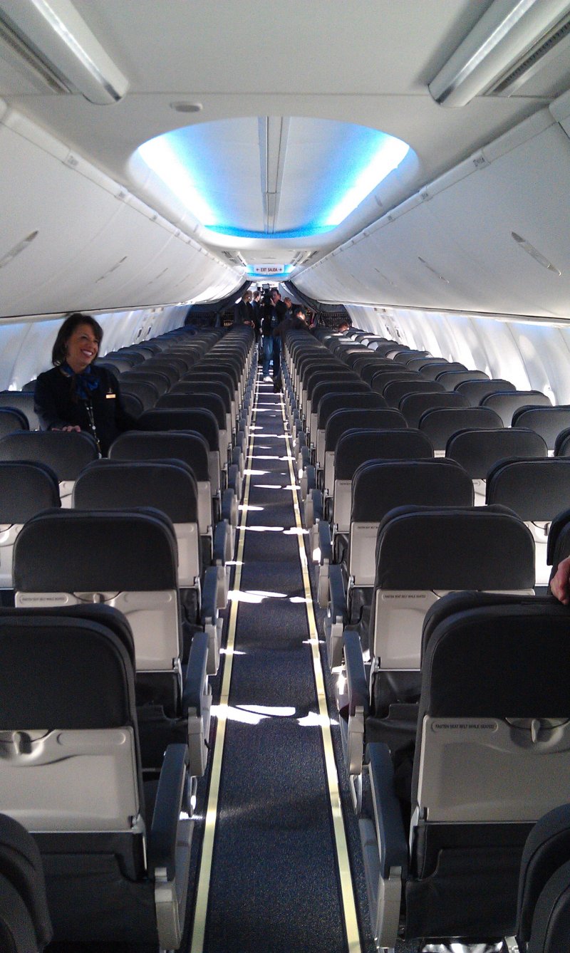 737-800 МАУ салон
