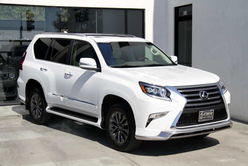 Lexus GX 460 2019 белый