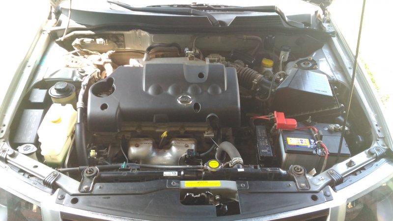 Газовые упоры на Nissan Almera g15