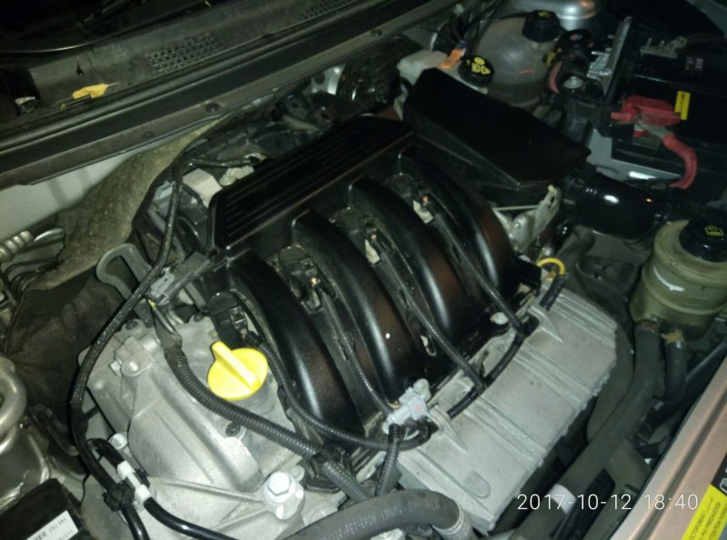 Подкапотное Nissan Almera g15