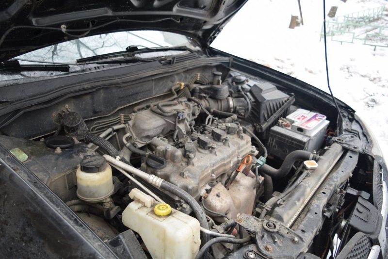Nissan Almera Classic под капотом