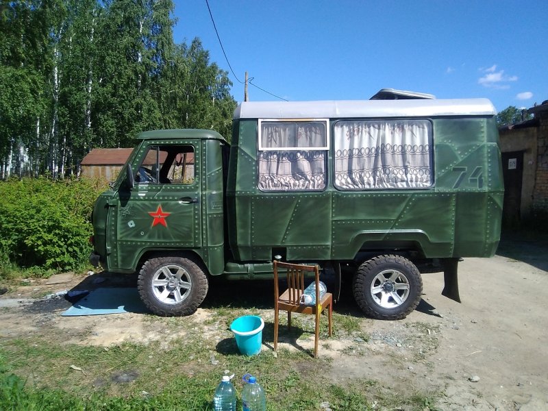 УАЗ 3303 кемпер
