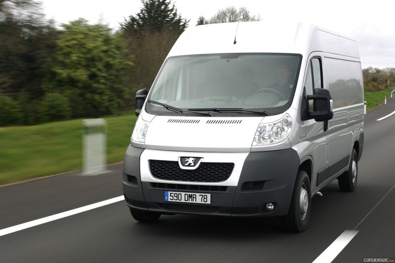 Peugeot Boxer Комби
