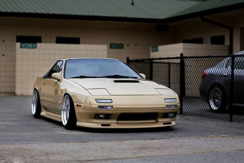 Mazda 240 SX
