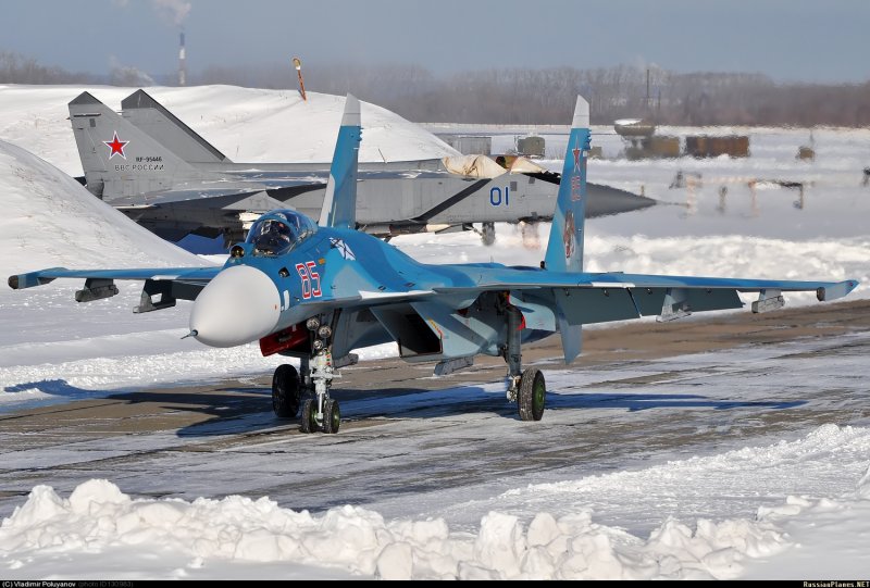 Корабельный истребитель Су-33