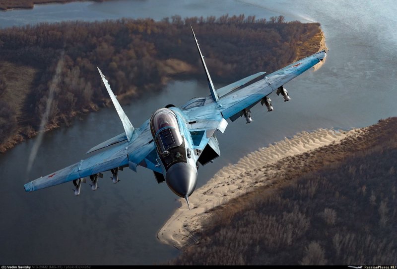 Многоцелевой истребитель миг-35