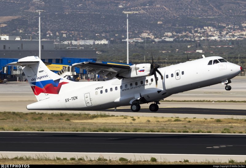 ATR 42-500 самолет