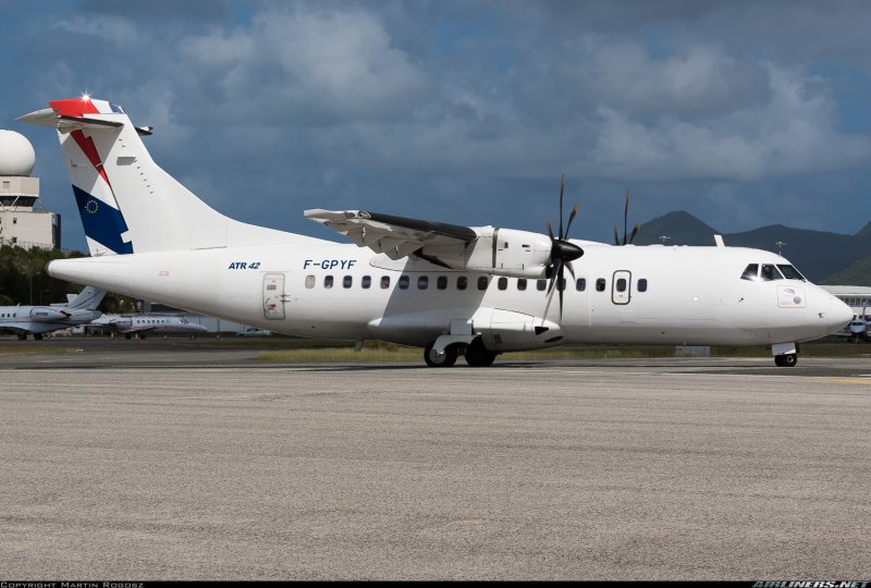 ATR 42-500 кабина