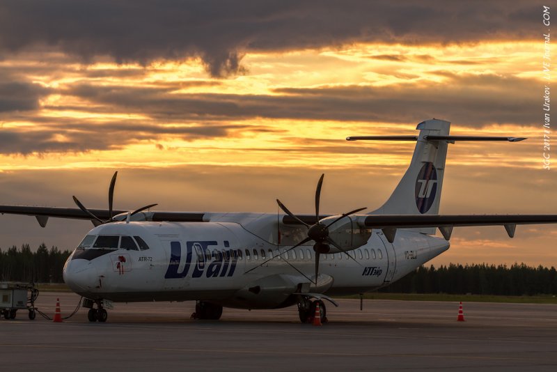 ATR 42 фото салона