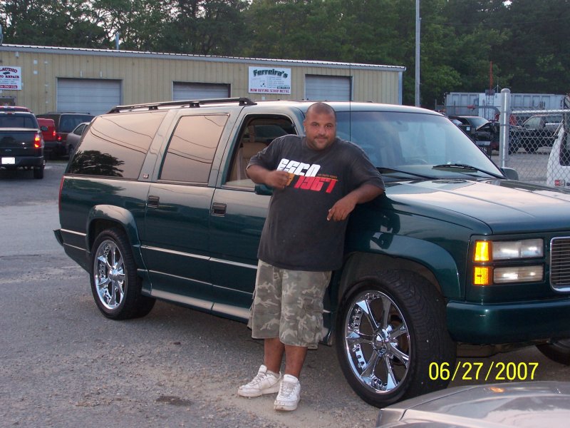 Chevrolet Suburban gmt400