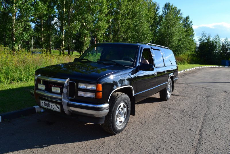 Шевроле Субурбан 1995 года