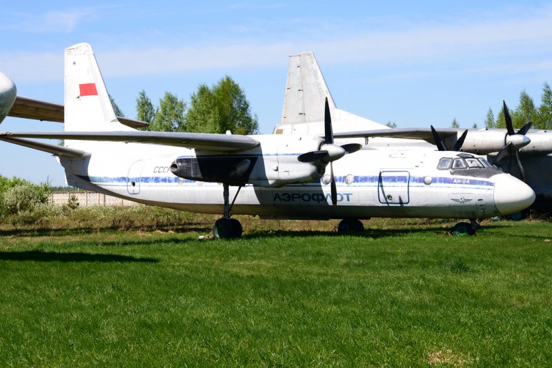 АН 24 В Домодедово