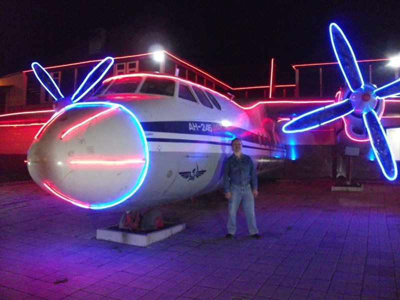 АН-24 памятник Саратов