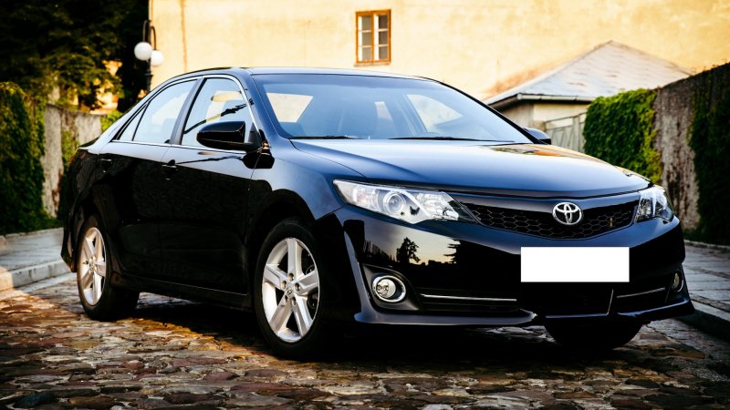 Камри v50 серебристая