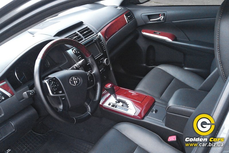 Toyota Camry v50 2.5