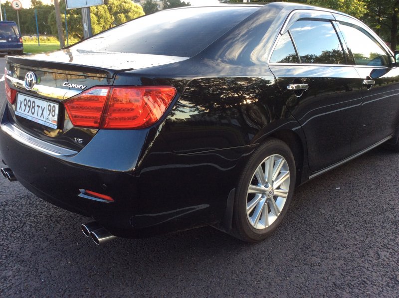 Toyota Camry v50