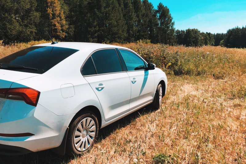 Skoda Rapid i 1.6 MT (90 Л.С.)