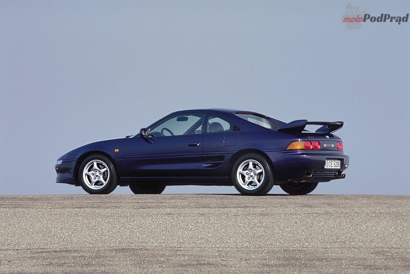 Toyota mr2 1999 gt