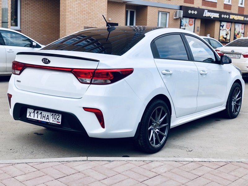 Kia Rio White 2019