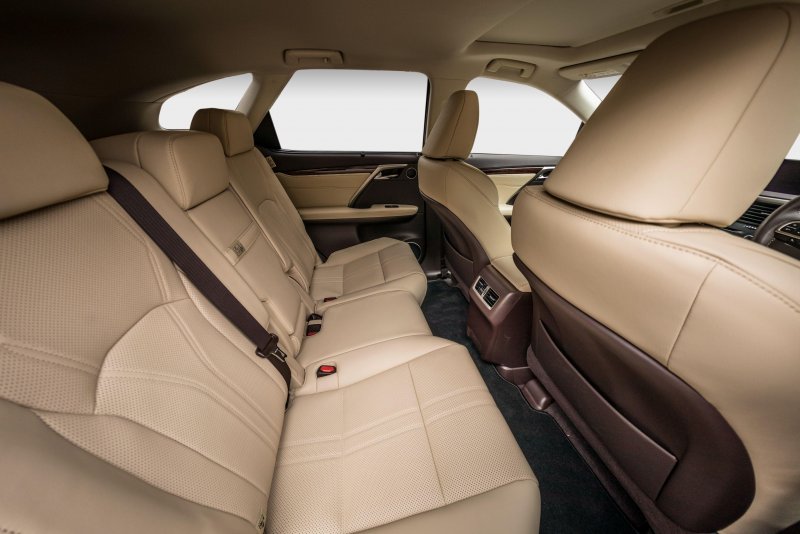 Lexus RX 350l салон