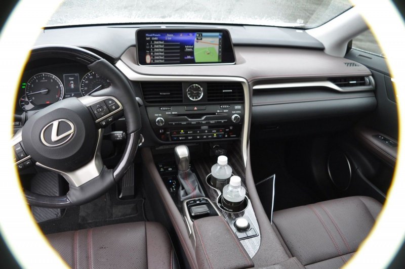 Lexus RX 2007 салон