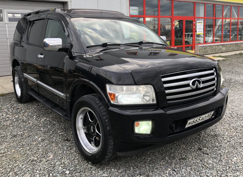 Инфинити qx56 первое поколение