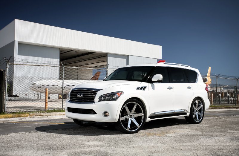Infiniti qx56 4k