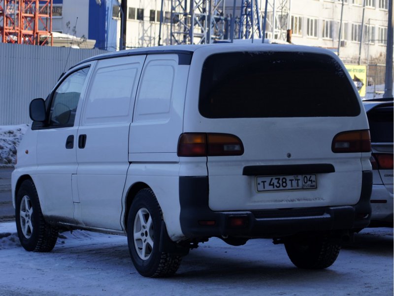 Mitsubishi l400